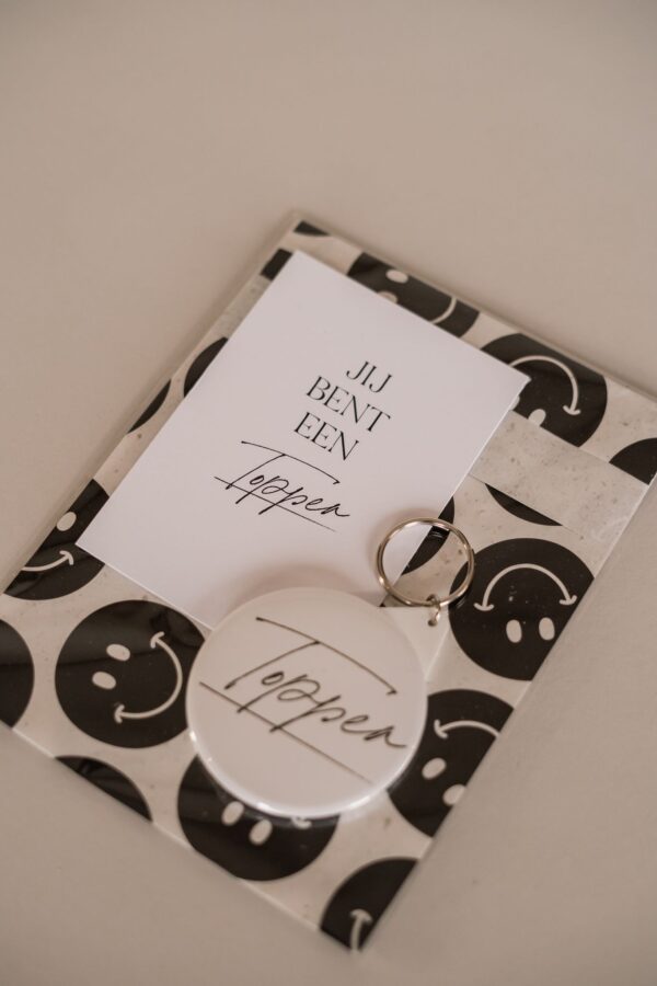 jij bent een topper - cadeautje - sleutelhanger, zakspiegeltje of magneet