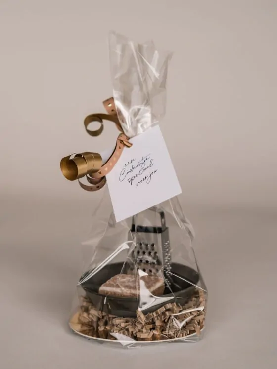 Heerlijk geurend cadeautje - schaaltje, rasp & amberblokje