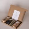 Brievenbus kerstpakket - Geniet pakket met kaarsen, kandelaar, thee & snoepjes Brievenbus kerstpakket - Geniet pakket met kaarsen, kandelaar, thee & snoepjes