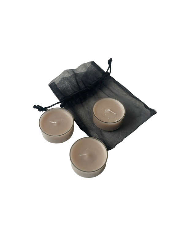 beige waxinelichtjes uit zakje Cadeaupakket sterkte – Waxinelichthouder & waxinelichtjes in organza zakje