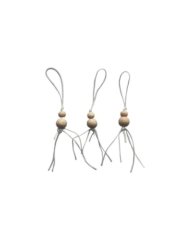 gelukspoppetjes wit Gelukspoppetje klein - Naturel met wit koord