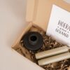 hoera je bent geslaagd Brievenbuscadeau - Kandelaar, 2 kaarsen & een ansichtkaart hoera je bent geslaagd Brievenbuscadeau - Kandelaar, 2 kaarsen & een ansichtkaart