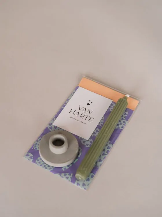 van harte - Cadeautje met kaars en kaartje