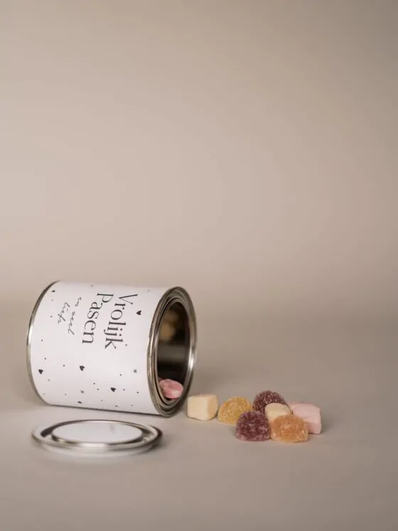 vrolijk pasen snoep blikje cadeau