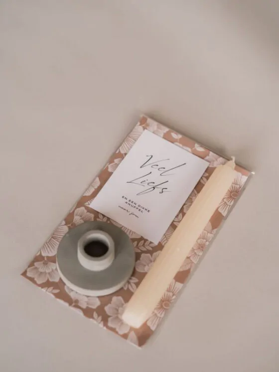 Veel liefs en een dikke knuffel cadeautje - Kandelaar, kaars & kaartje