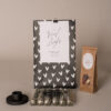 Cadeaupakket veel liefs - Kandelaar, kaarsen & snoepjes
