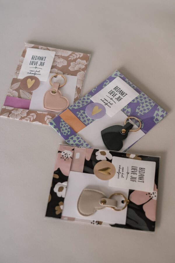 bedankt lieve juf sleutelhanger - hart