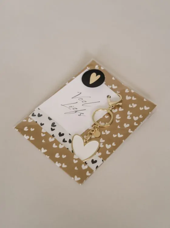 veel liefs kaartje en sleutelhanger cadeautje