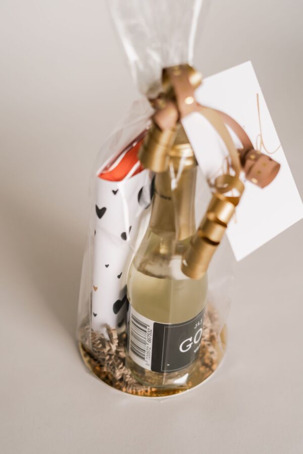Jij bent Goud waard cadeautje - Fles secco & chocolade reep