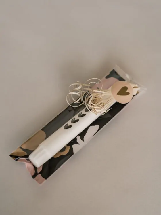 Cadeautje kaars - Hartjes