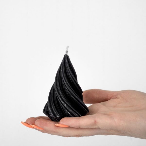 Dennenboom twist kaars klein - Zwart Dennenboom twist kaars klein - Zwart