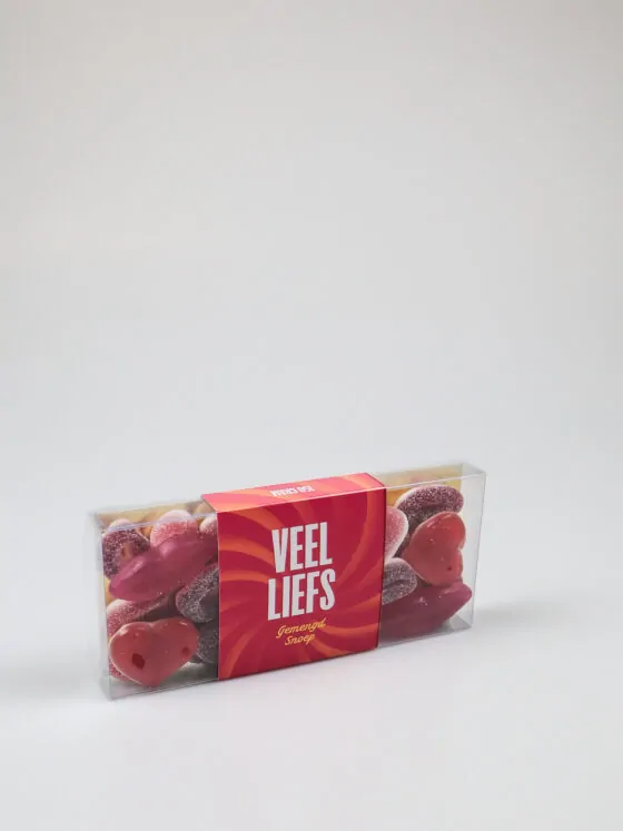 Snoep blister met rode snoepjes - Veel Liefs