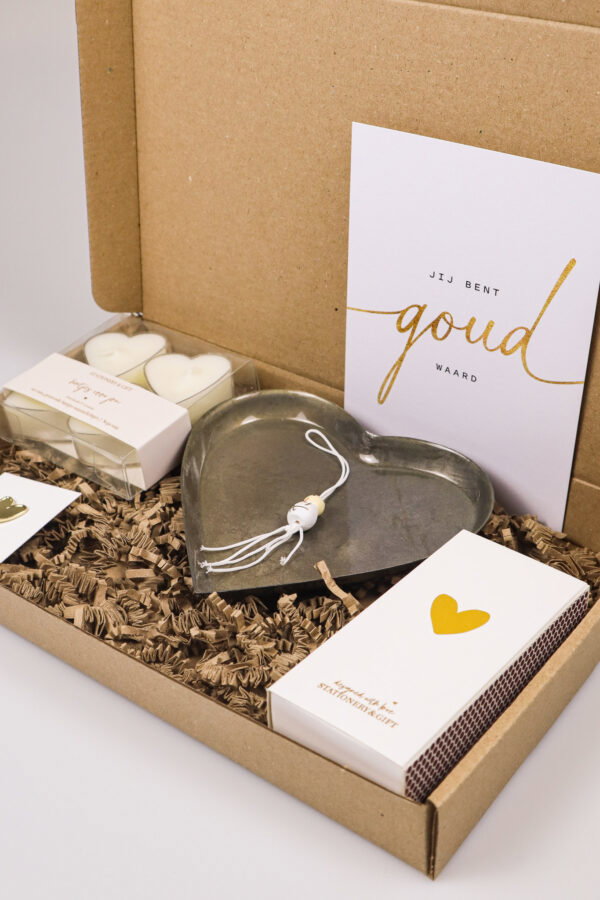 Brievenbus Cadeau - Jij bent goud waard - Een stralend geschenk Brievenbus Cadeau - Jij bent goud waard - Een stralend geschenk