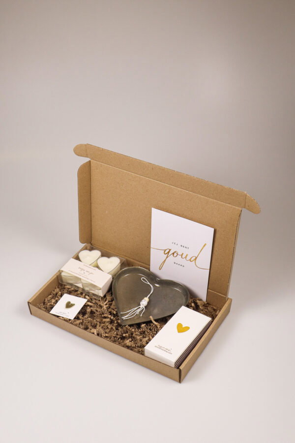 Brievenbus Cadeau - Jij bent goud waard - Een stralend geschenk Brievenbus Cadeau - Jij bent goud waard - Een stralend geschenk