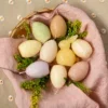 egg tray met 4 paasei kaarsen – sfeervolle paasdecoratie