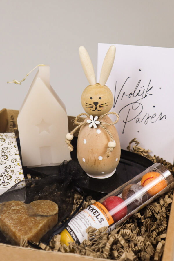 Cadeaupakket voor Pasen – Een warm gebaar vol sfeer