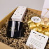 Cadeaupakket Jij bent goud waard met sojawaskaars, chocolade en lucifers