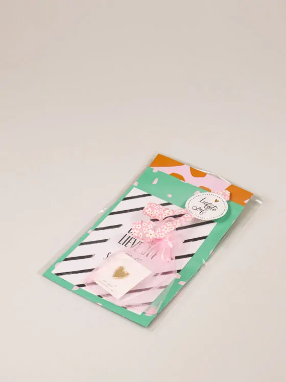 Juffen cadeau pin hartje in zakje – Bedankt lieve juf voor dit schooljaar