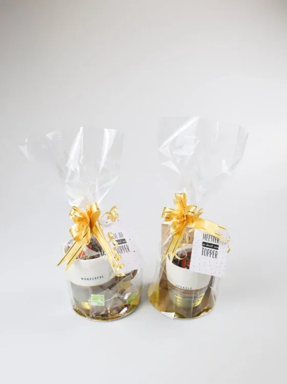 Juffencadeau met Zusss mok, thee en chocolade – bedankt lieve juf