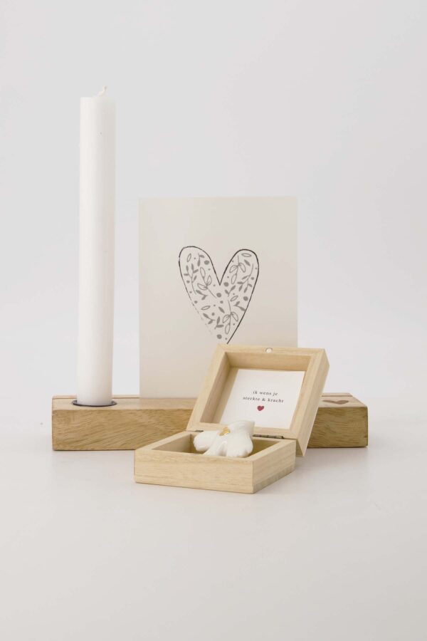 Zusss doosje hout met vogeltje wit/goud Zusss doosje hout met vogeltje wit/goud