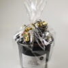 Borrel emmer cadeau - chips, notjes, borrelschaaltjes & kaartspel
