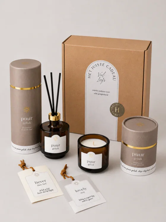 Cadeaupakket met geurstokjes, kaars en geurzakjes van Zusss Cadeaupakket met geurstokjes, kaars en geurzakjes van Zusss