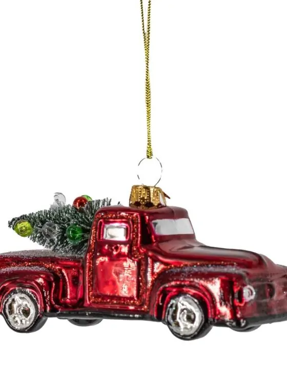 Kerstbal pickup met boom – Rood glasdecor van Kolony Kerstbal pickup met boom – Rood glasdecor van Kolony