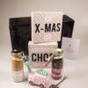 kerst cadeaupakket roze – chocolade, thee en een feestelijke verrassing kerst cadeaupakket roze – chocolade, thee en een feestelijke verrassing