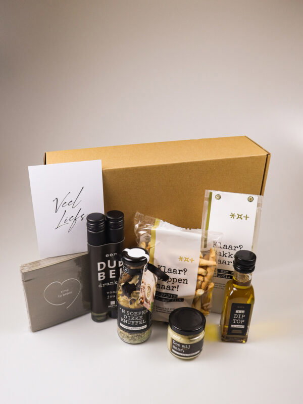 soep dikke knuffel, dubbel wijn, brooddippers, aioli, focaccia, olie-3 veel liefs cadeaupakket met soep, wijn & borrelhapjes