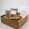 1x pakket hiep hiep, mok, serveertray, koffie, snoep-2 Cadeaupakket Hiep hiep hoera – feestelijk en compleet cadeau