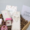 Cadeaupakket Happy Birthday – Zusss Kaarsen, Kandelaar, Geurcadeaus & Wine Gums