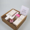 Cadeaupakket Happy Birthday – Zusss Kaarsen, Kandelaar, Geurcadeaus & Wine Gums