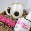 Veel Liefs cadeaupakket met Love Edition chocofondue, mok en kaarsjes Veel Liefs cadeaupakket met Love Edition chocofondue, mok en kaarsjes