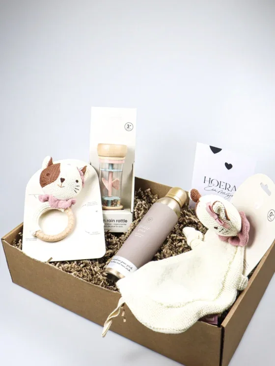 Baby cadeaupakket Jill – Lief, roze en verrassend compleet - Jollein