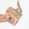 Kerstbal Huisje – Glazen Ornament Roze van Kolony