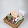 Cadeaupakket Bedankt – Met Zusss mok, koffie, chocolade en bakmix Cadeaupakket Bedankt – Met Zusss mok, koffie, chocolade en bakmix