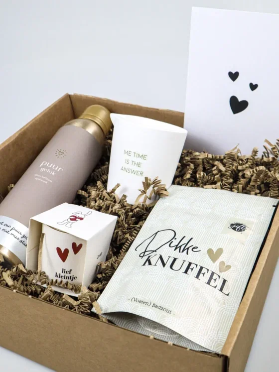 Cadeaupakket Dikke Knuffel – Ontspannen en genieten voor een aanstaande mama