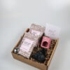Veel liefs cadeaupakket met thee, geur en snoep