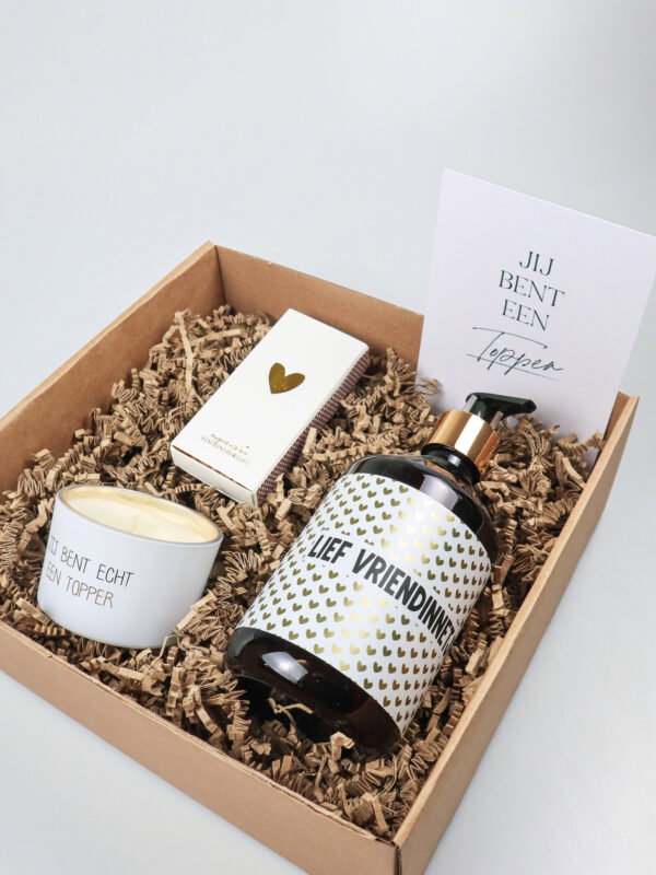 Cadeaupakket Jij bent echt een Topper – Handzeep, sojakaars & lucifers Cadeaupakket Jij bent echt een Topper – Handzeep, sojakaars & lucifers