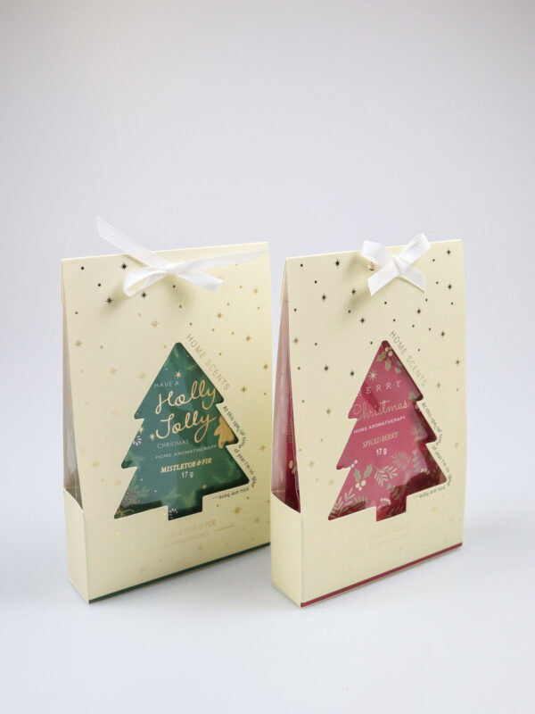 Geurzakjes Kerstboom – Feestelijk verpakt– Spiced Berry & Winter Tree Geurzakjes Kerstboom rood – Feestelijk verpakt per 2 – Spiced Berry