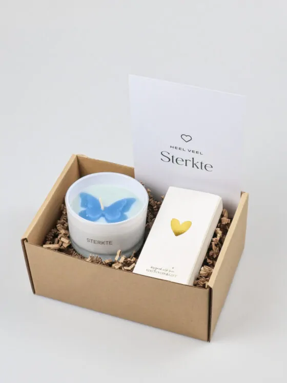 Sterkte pakket-4 Cadeaupakket sterkte – Geurkaars en lucifers