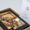 Sinterklaas cadeaupakket met witte chocoladeletter cookie karamel