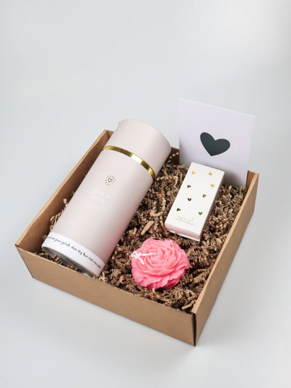 Cadeaupakket puur geluk – warm en stijlvol cadeau om iemand te verrassen Cadeaupakket puur geluk – warm en stijlvol cadeau om iemand te verrassen