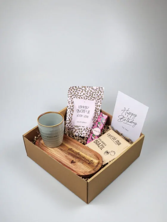 Cadeaupakket Happy Birthday met Zusss koffie moment