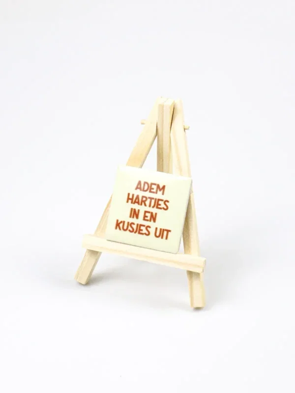 Magneet tegeltje - Adem hartjes in en kusjes uit (Excl. houten ezel) Magneet tegeltje - Adem hartjes in en kusjes uit (Excl. houten ezel)