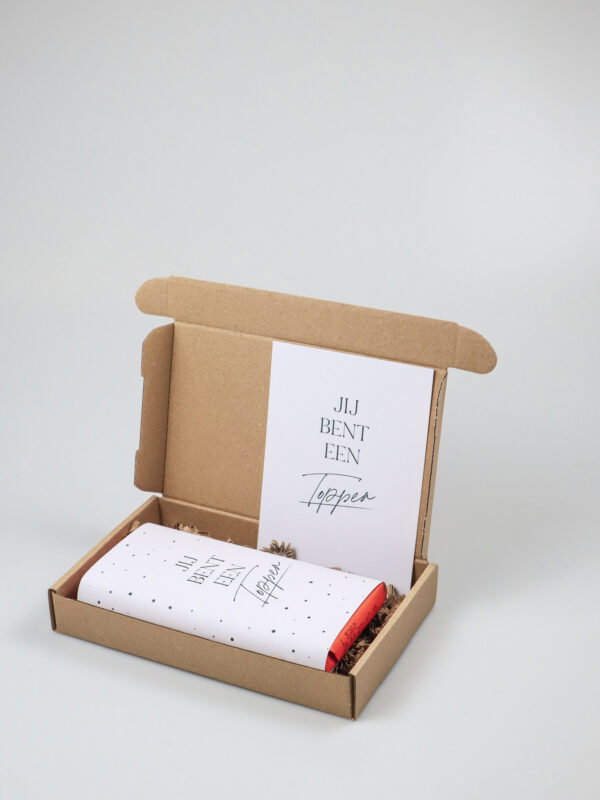 Brievenbuscadeau jij bent een topper met Tony's Chocolonely Brievenbuscadeau jij bent een topper met Tony's Chocolonely