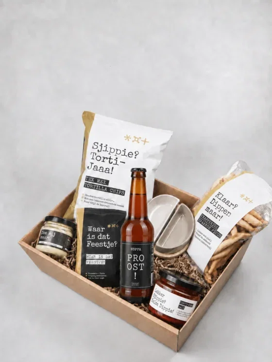 Cadeauschaal borrel pakket met bier, chips en dips Cadeauschaal borrel pakket met bier, chips en dips