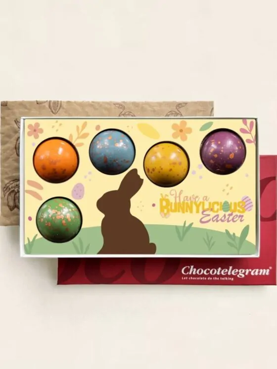 Chocolade Bonbons Pasen in rode geschenkdoos
