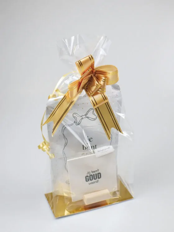 Luxe cadeauzak jij bent goud waard - Quote blockie en snoep