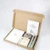 Brievenbus cadeau nieuw huis – geurzakje, kaarsen & deco frame